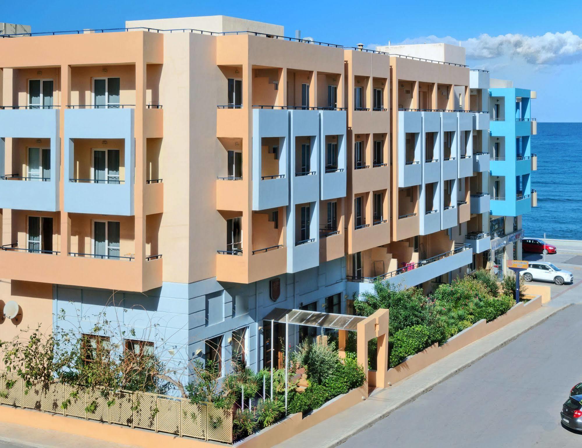 Aparthotel Lefkoniko Complex-Beach And Bay à Réthymnon Extérieur photo